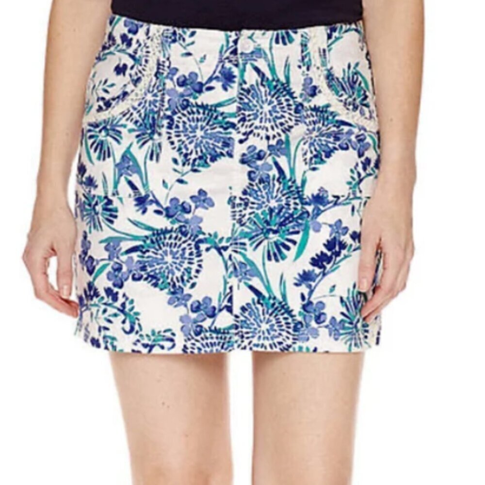St. John's Bay Floral Skort Waist 34-1/2 White‎ & Blue #276M